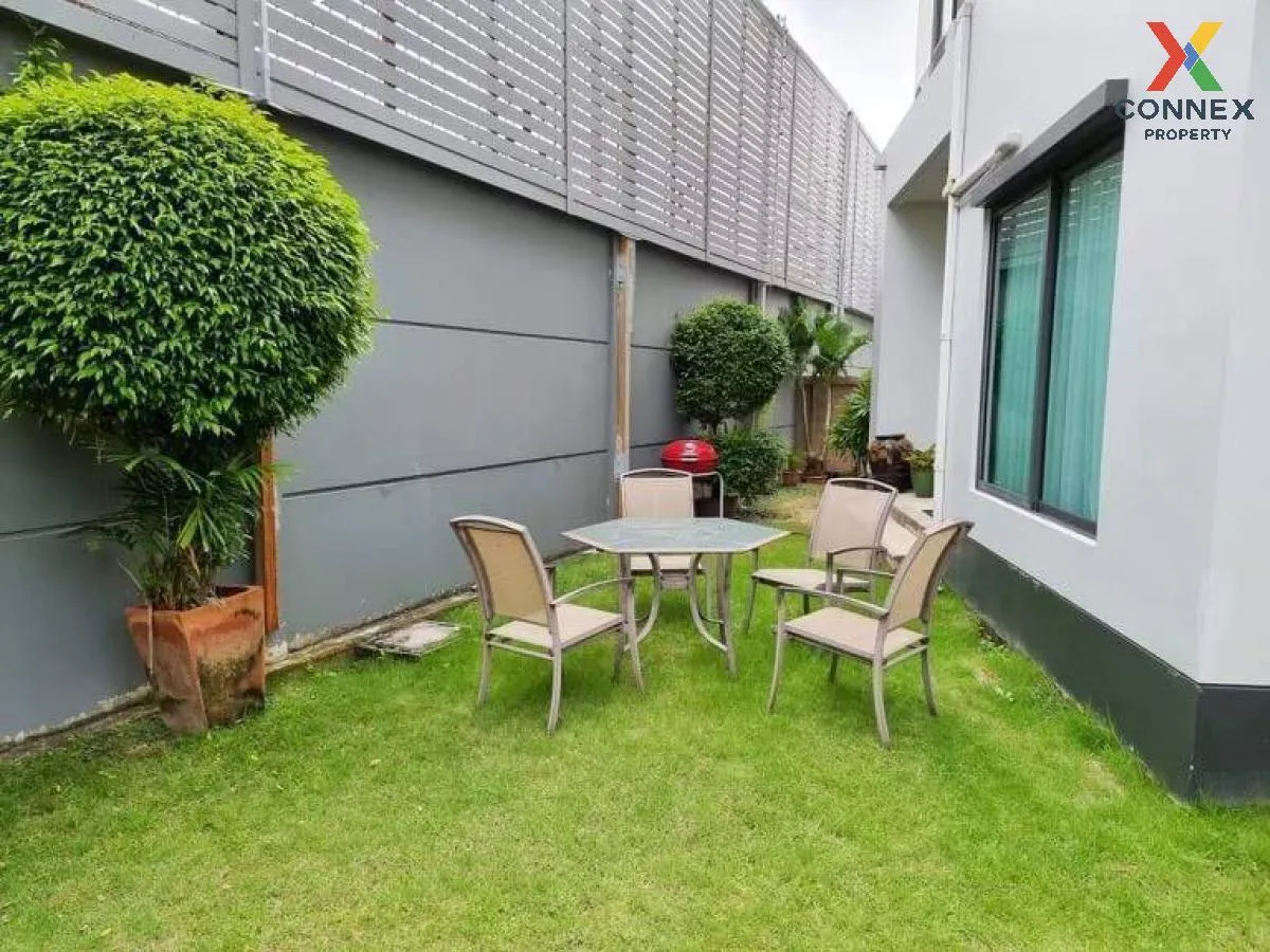 For Rent House , Setthasiri Krungthepkreetha 2 , corner unit , Hu 3