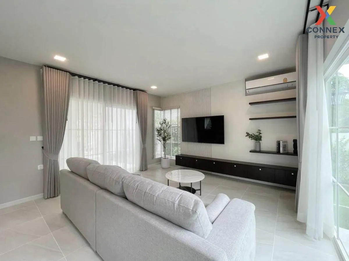 For Rent House , Chaiyapruek Bangna Km. 15 , nice view , wide fro 2