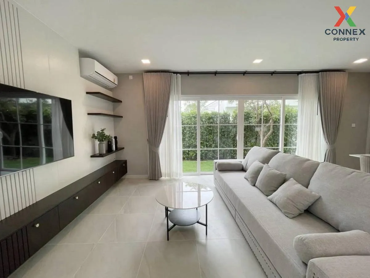 For Rent House , Chaiyapruek Bangna Km. 15 , nice view , wide fro 3