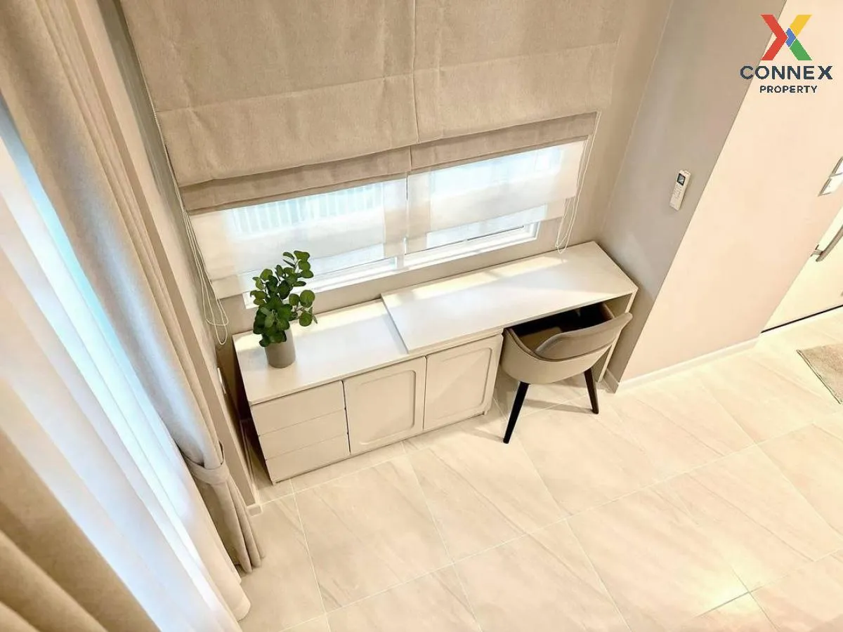 For Rent House , Chaiyapruek Bangna Km. 15 , nice view , wide fro