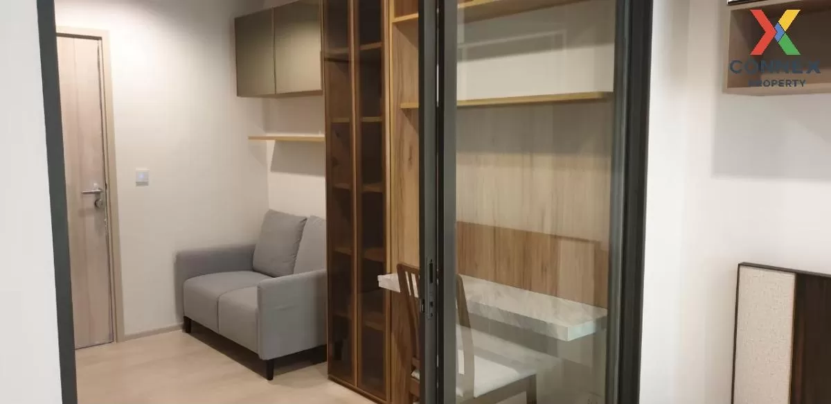 FOR RENT condo , Life One Wireless , BTS-Phloen Chit , Lumpini ,  1