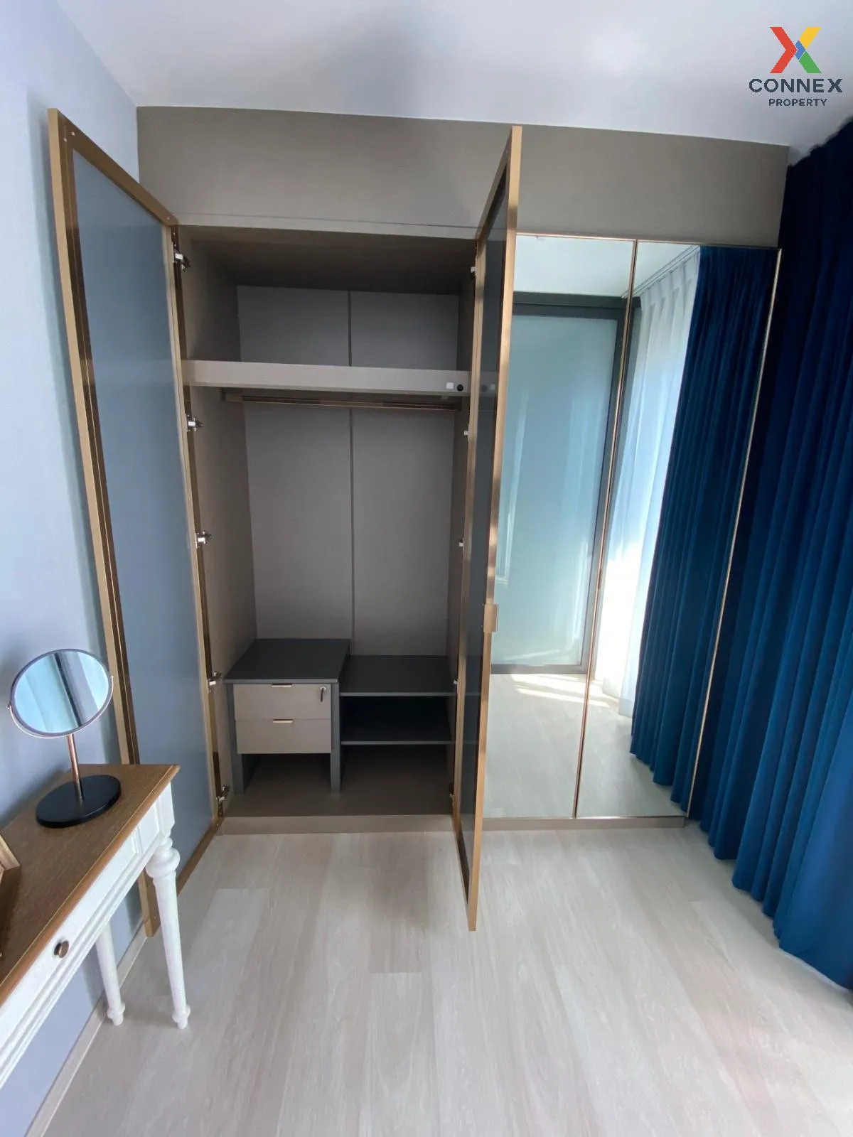 FOR RENT condo , Life One Wireless , BTS-Phloen Chit , Lumpini , 