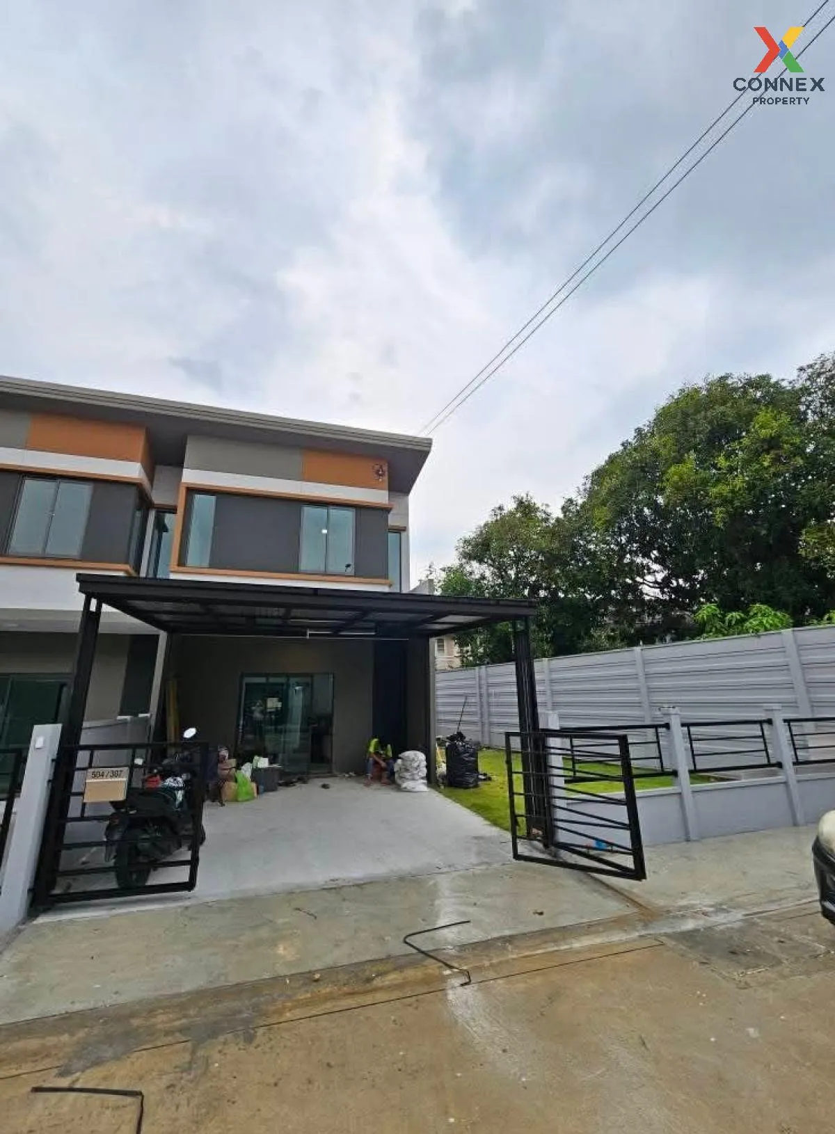 เช่าทาวน์เฮ้าส์/ทาวน์โฮม  พลีโน่ ทาวน์ เพชรเกษม 81 ห้องมุม หน้ากว 2