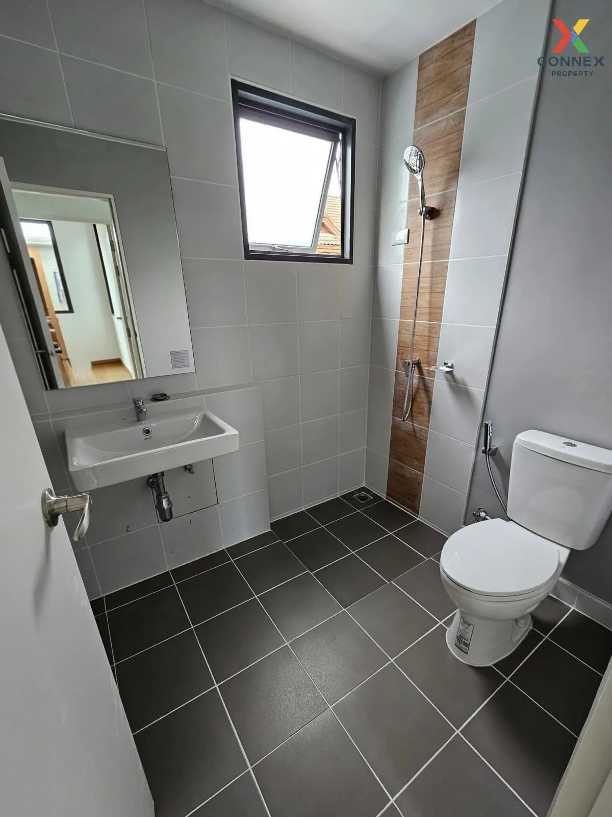 เช่าทาวน์เฮ้าส์/ทาวน์โฮม  พลีโน่ ทาวน์ เพชรเกษม 81 ห้องมุม หน้ากว