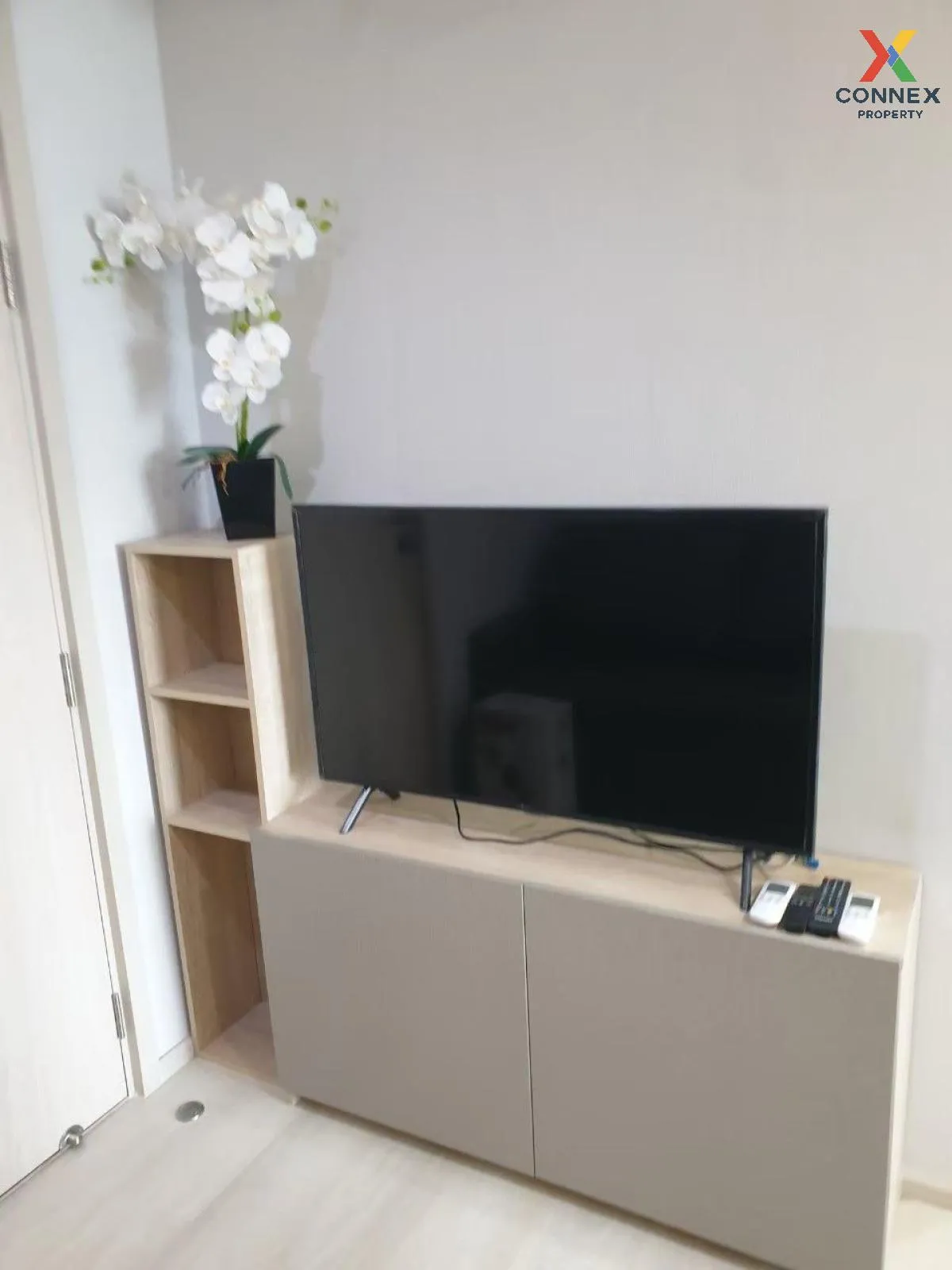 FOR RENT condo , Life One Wireless , BTS-Phloen Chit , Lumpini ,  3