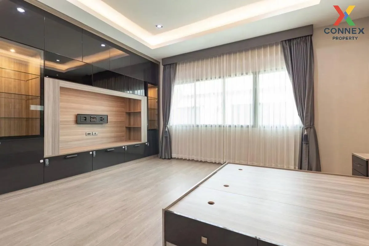 เช่าทาวน์เฮ้าส์/ทาวน์โฮม  แลนด์มาร์ค เอกมัย-รามอินทรา ลาดพร้าว เข