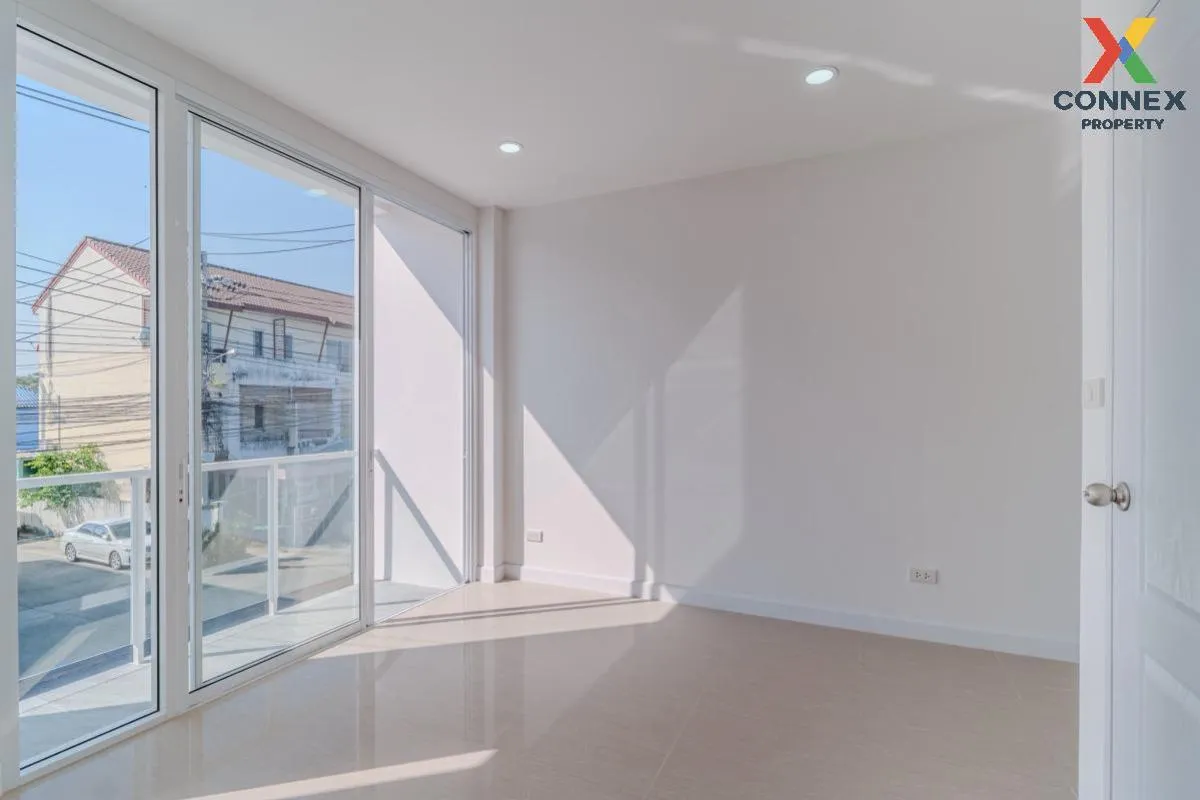 ขายทาวน์เฮ้าส์/ทาวน์โฮม  วรานิท เอสเตท สวนหลวง ร.9 ดอกไม้ เขต ประ ขายทาวน์เฮ้าส์/ทาวน์โฮม  วรานิท เอสเตท สวนหลวง ร.9 ดอกไม้ เขต ประ