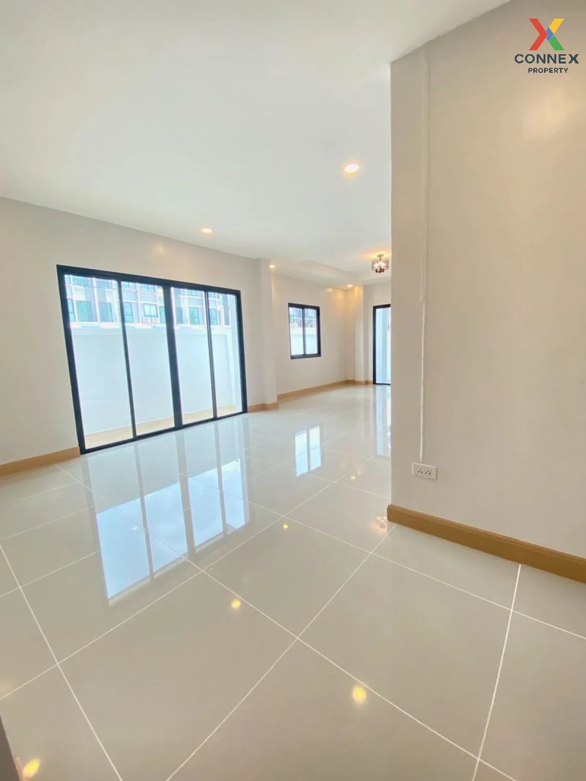 For Sale Townhouse/Townhome  , Ausara Bangbuathong , Bang Bua Tho