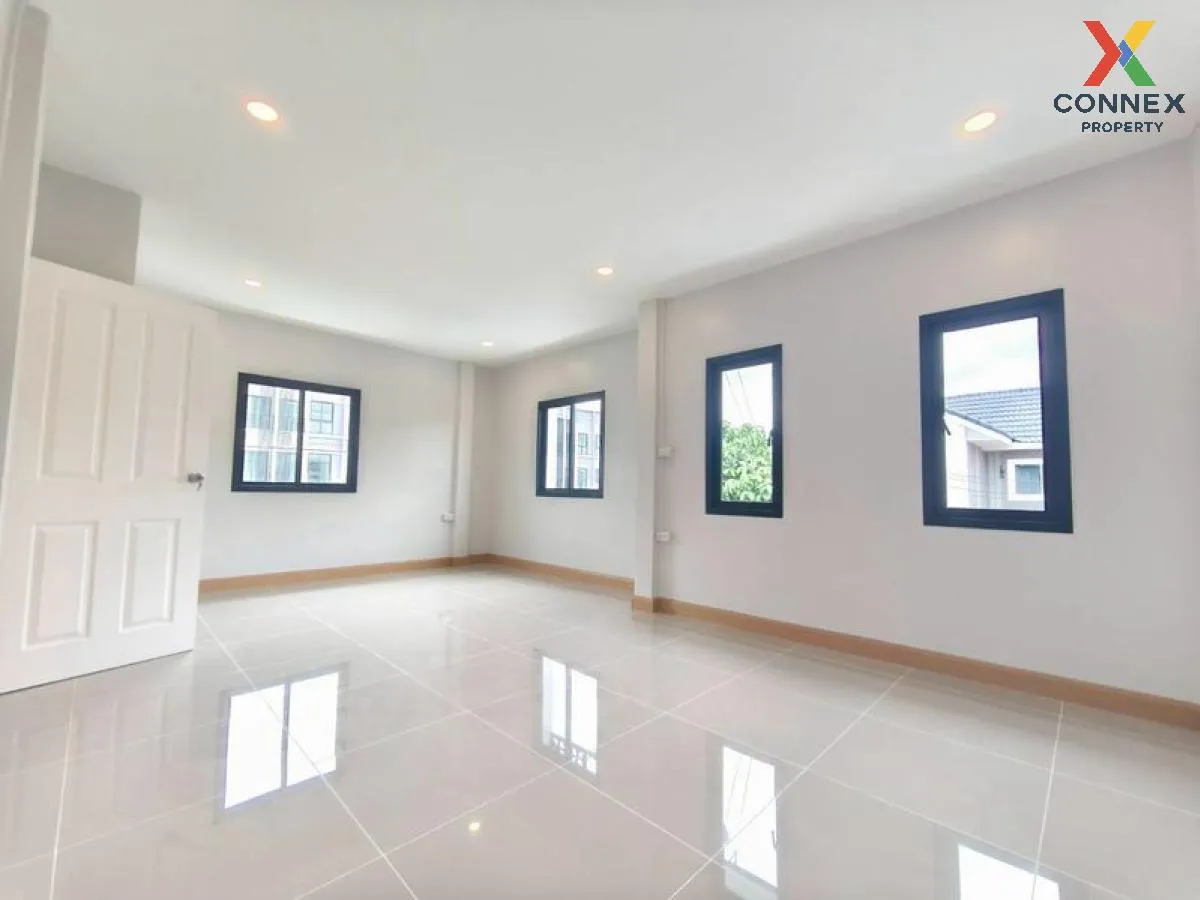 For Sale Townhouse/Townhome  , Ausara Bangbuathong , Bang Bua Tho