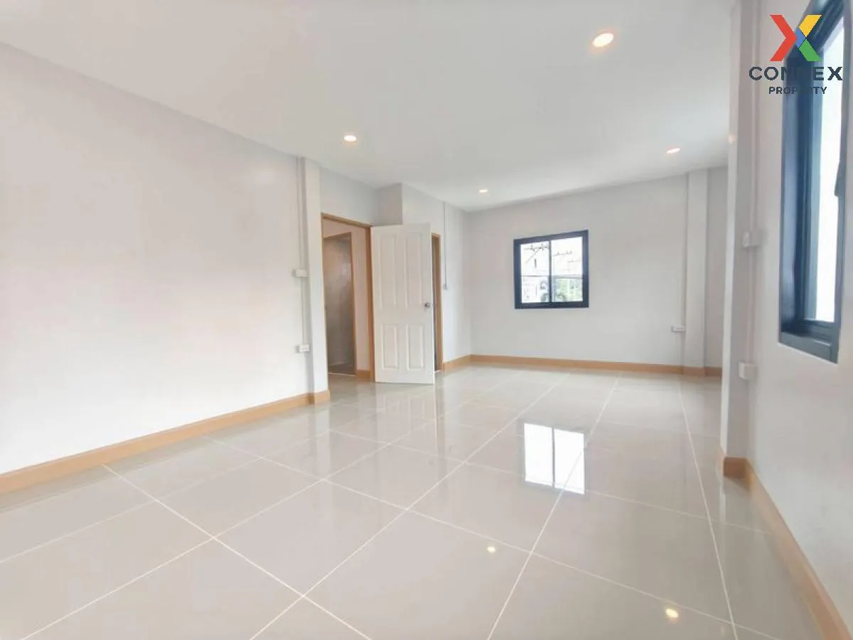 For Sale Townhouse/Townhome  , Ausara Bangbuathong , Bang Bua Tho