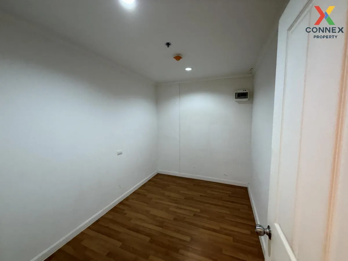 ขายคอนโด  ลุมพินี พาร์ค ริเวอร์ไซด์ - พระราม 3 บางโพงพาง เขต ยานน 4