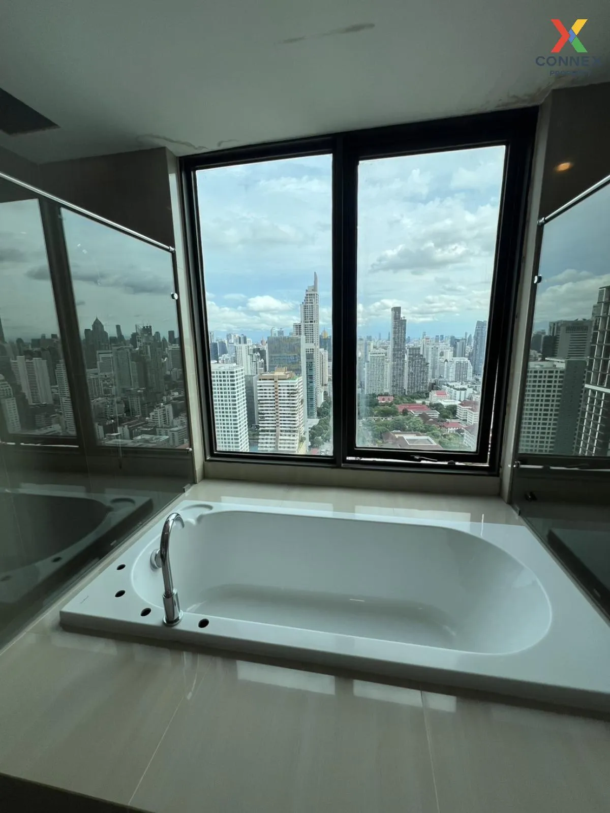 ขายคอนโด  วิลล่า อโศก เพนท์เฮ้าส์ MRT-เพชรบุรี มักกะสัน เขต ราชเท ขายคอนโด  วิลล่า อโศก เพนท์เฮ้าส์ MRT-เพชรบุรี มักกะสัน เขต ราชเท