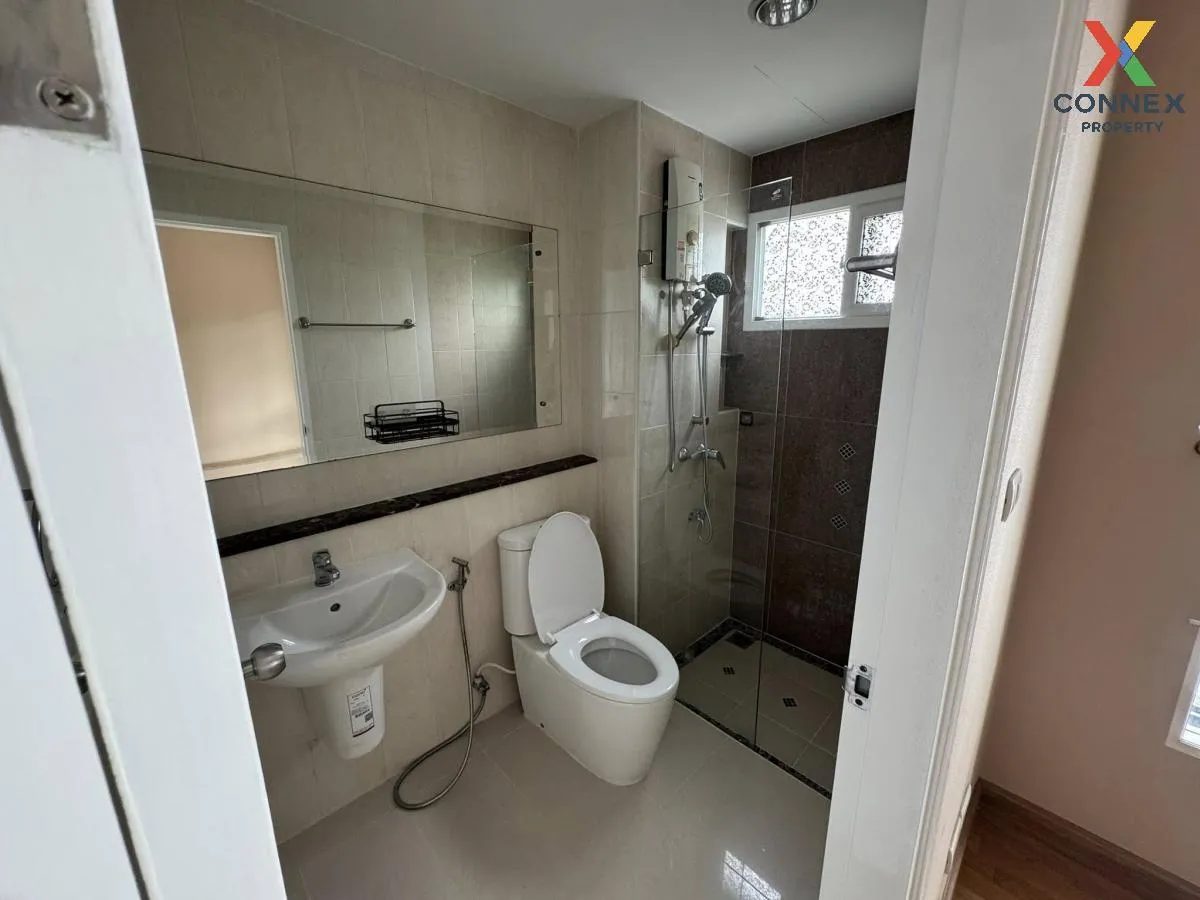 For Rent Townhouse/Townhome  , Baan Klang Muang Urbanion Rama 9 -