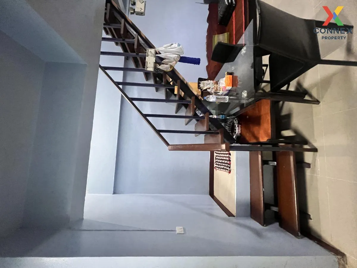 For Sale Townhouse/Townhome  , Baan Rim Nam Lak Hok , Lak Hok , M