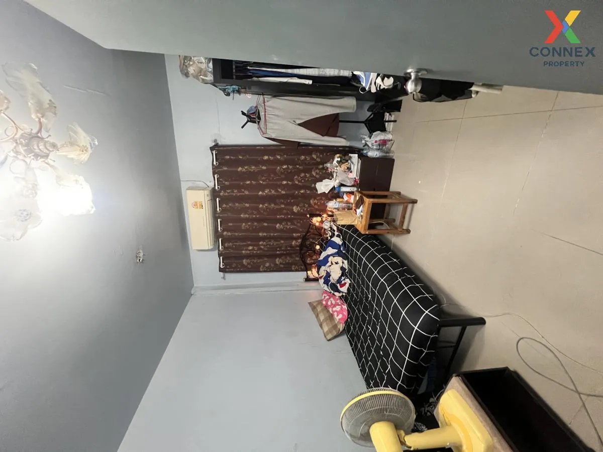 For Sale Townhouse/Townhome  , Baan Rim Nam Lak Hok , Lak Hok , M