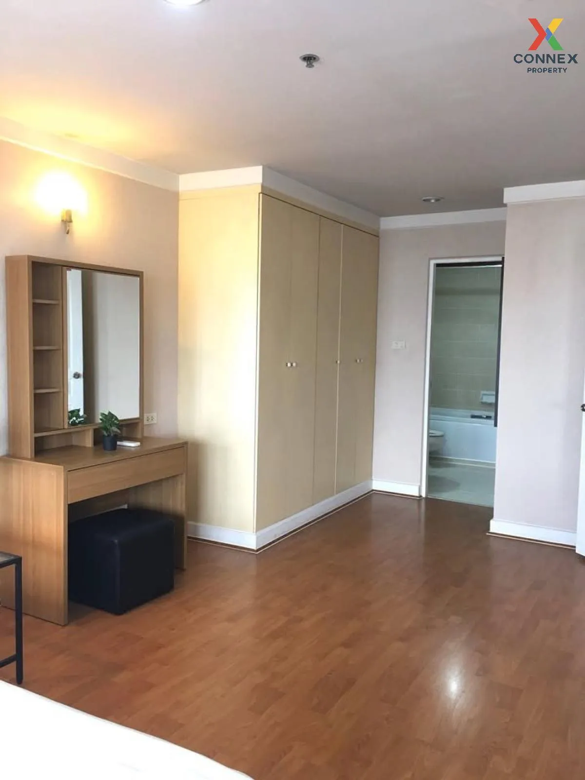 For Rent Condo , Waterford Diamond 30/1 , high floor , BTS-Phrom 