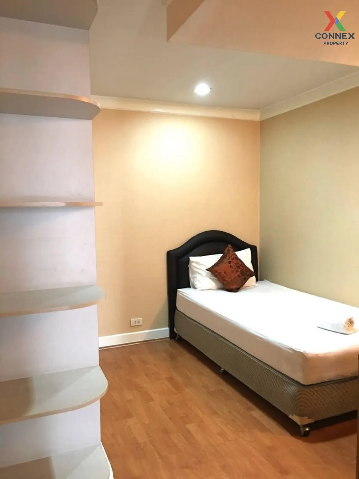 For Rent Condo , Waterford Diamond 30/1 , high floor , BTS-Phrom 