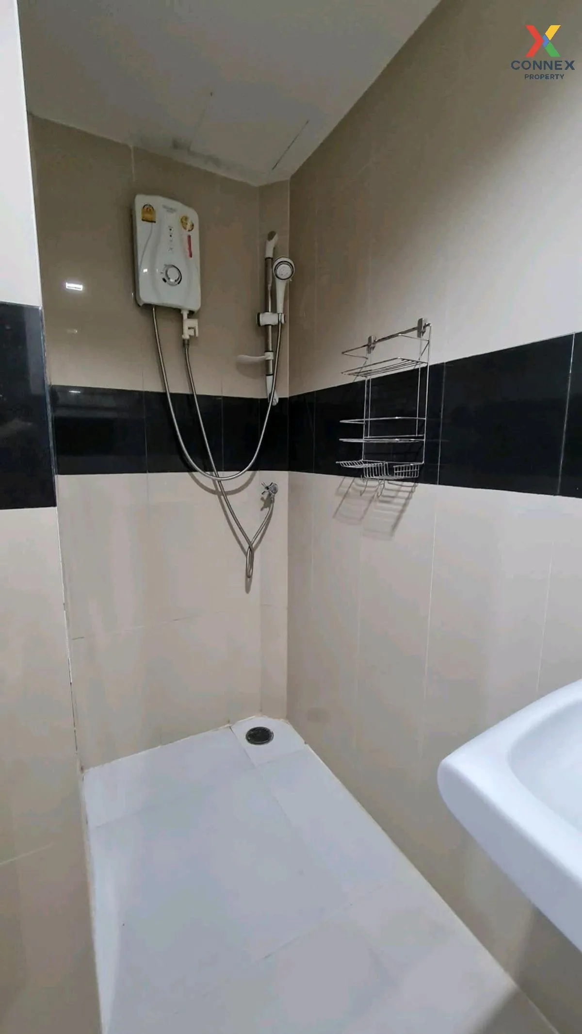 ขายคอนโด  ไอริส แอเวนิว อ่อนนุช - วงแหวน ARL-ลาดกระบัง ลาดกระบัง  ขายคอนโด  ไอริส แอเวนิว อ่อนนุช - วงแหวน ARL-ลาดกระบัง ลาดกระบัง