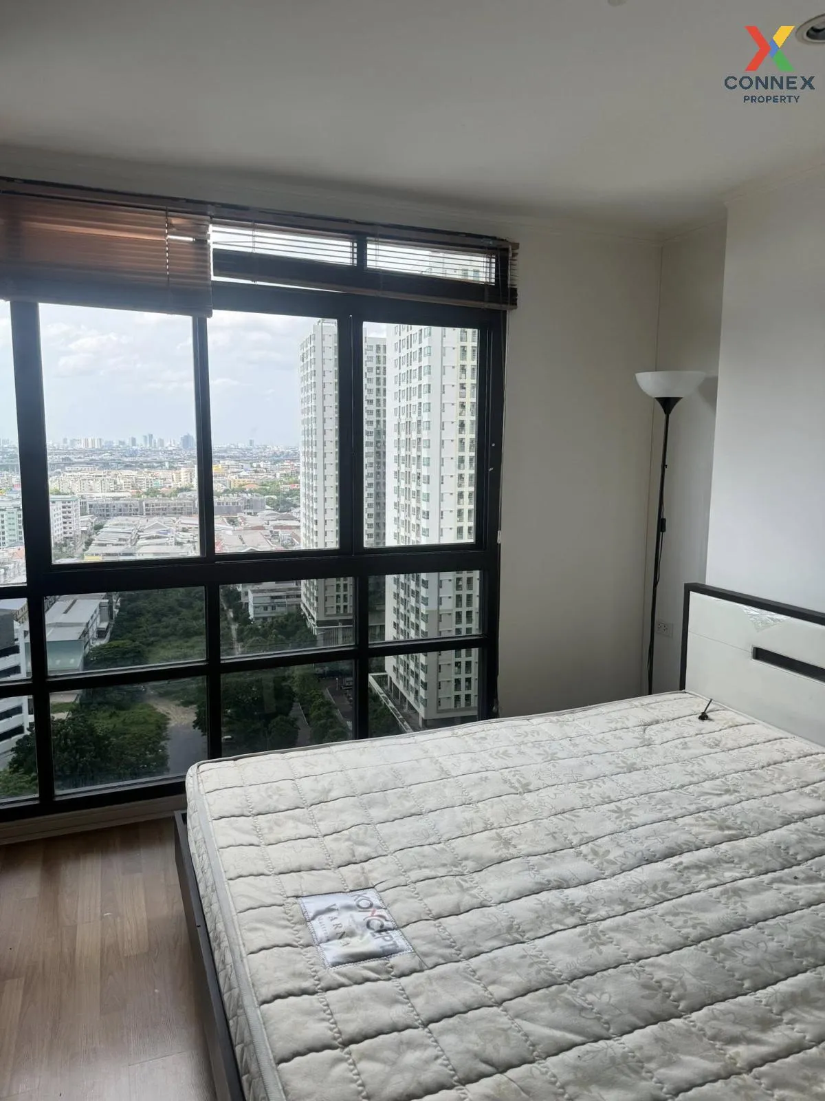 เช่าคอนโด  ลุมพินี เพลส ปิ่นเกล้า 2 MRT-บางยี่ขัน อรุณอมรินทร์ เข 4