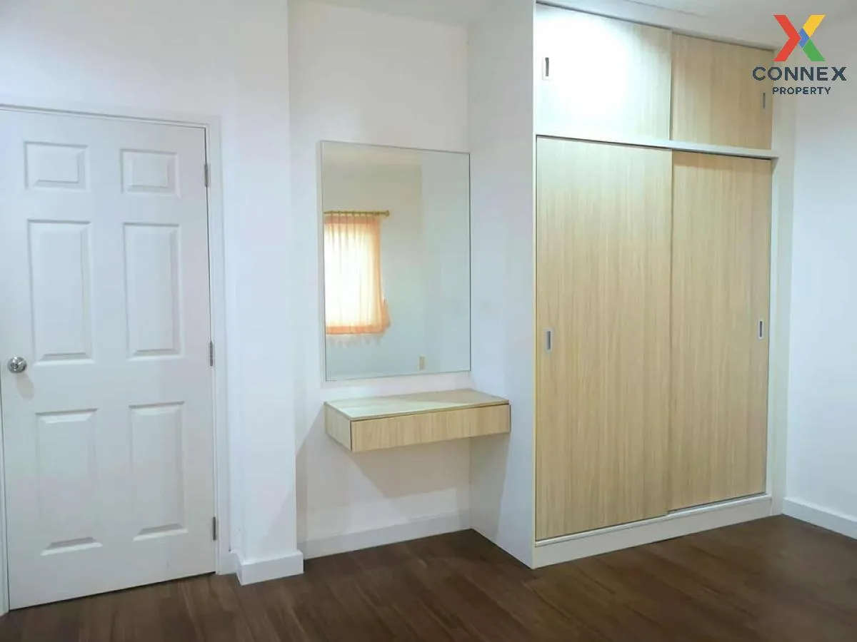 For Sale Townhouse/Townhome  , RK PARK Ramintra-Safari , Bang Cha