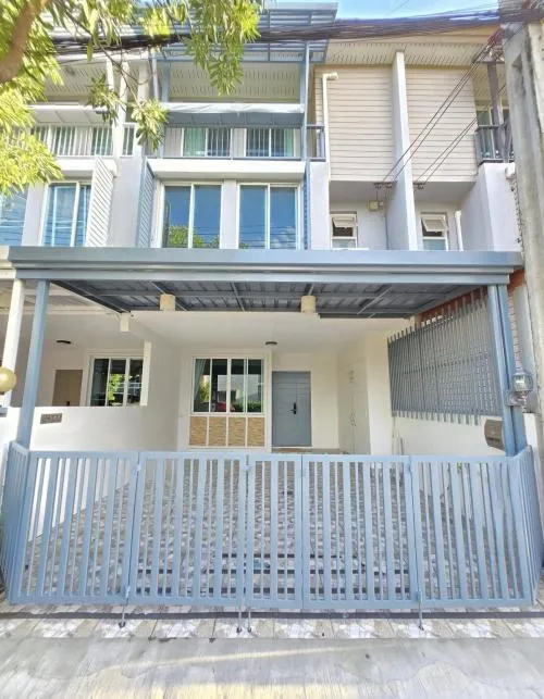 For Sale Townhouse/Townhome  , Areeya Daily Kaset-Nawamin , newly renovated , Chorakhe Bua , Lat Phrao , Bangkok , CX-130324