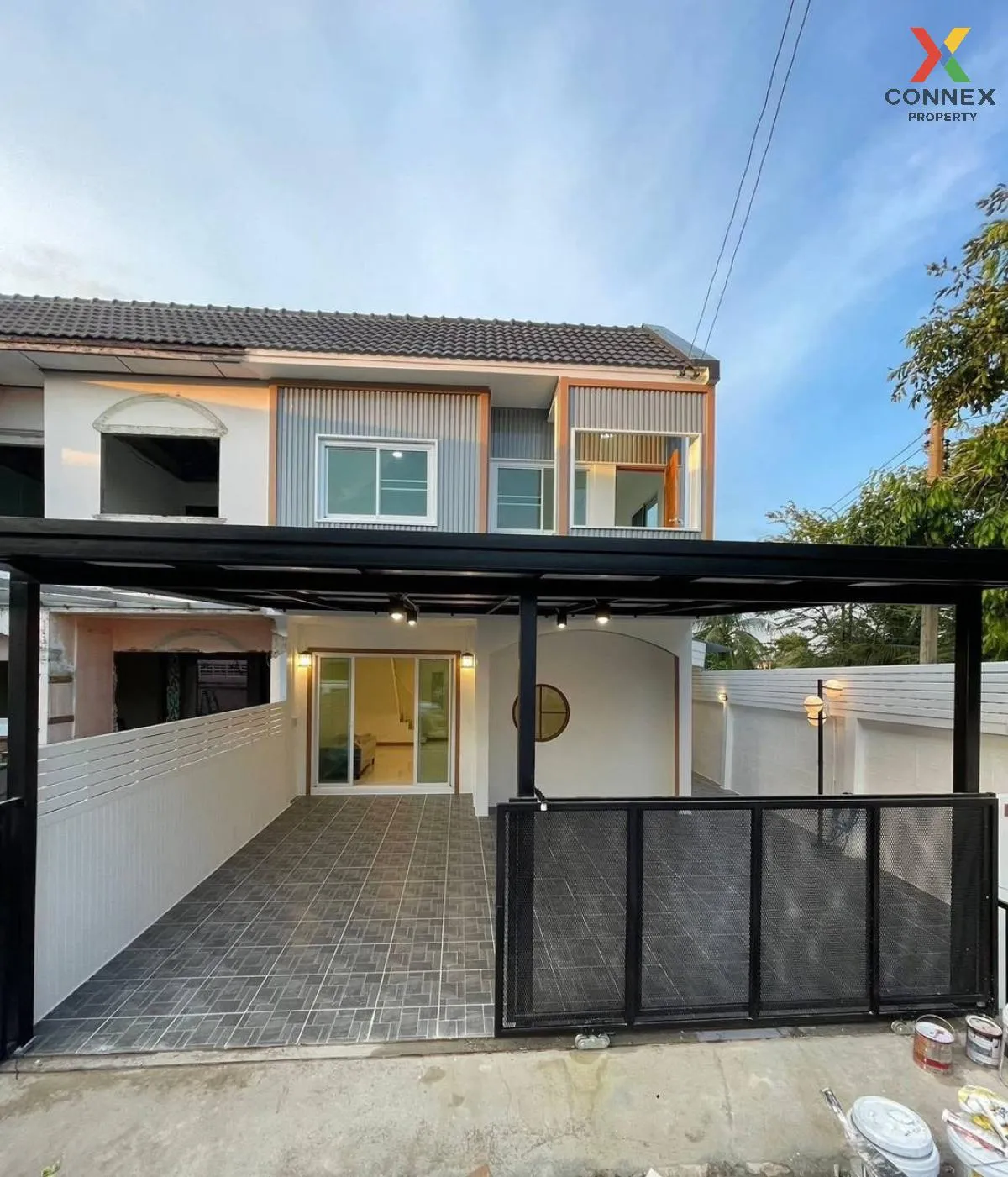 For Sale Townhouse/Townhome  , Sriprajak 5 , newly renovated , Ba 1