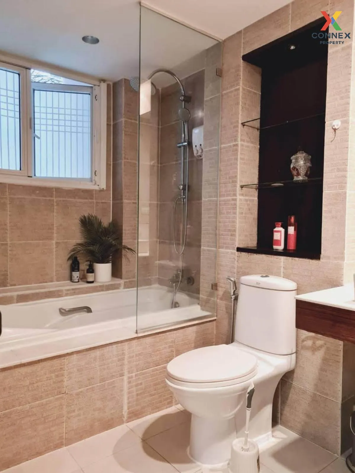 For Rent Condo , Avenue 61 , BTS-Thong Lo , Khlong Tan Nuea , Wat