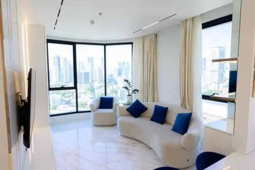 ขายคอนโด  ไอดีโอ คิว สุขุมวิท 36 วิวสวย ห้องมุม รีโนเวทใหม่ BTS-ทองหล่อ คลองตัน เขต คลองเตย กรุงเทพ CX-130386