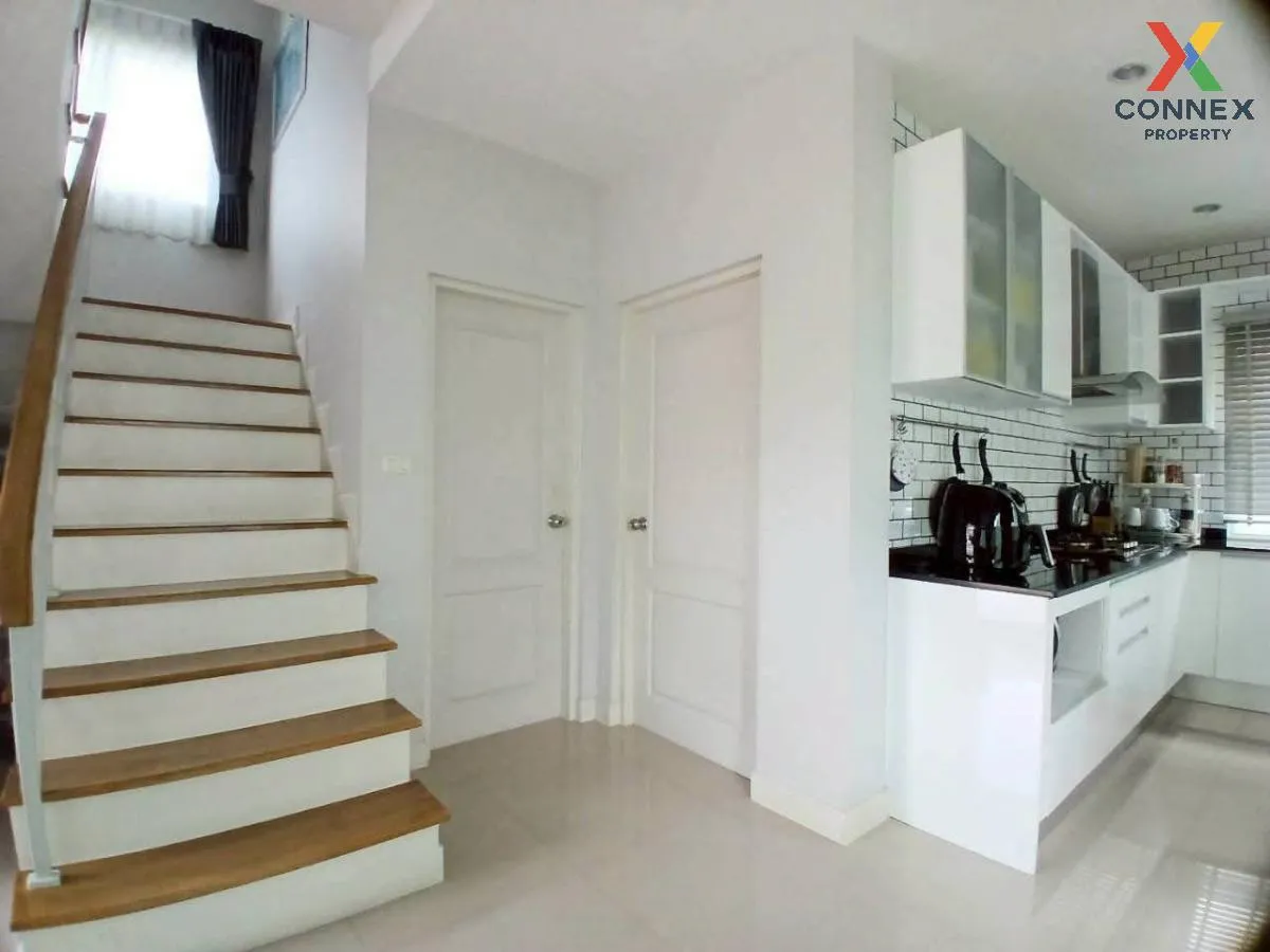 For Sale House , THE CENTRO WATCHARAPOL , wide frontage , O Ngoen 4