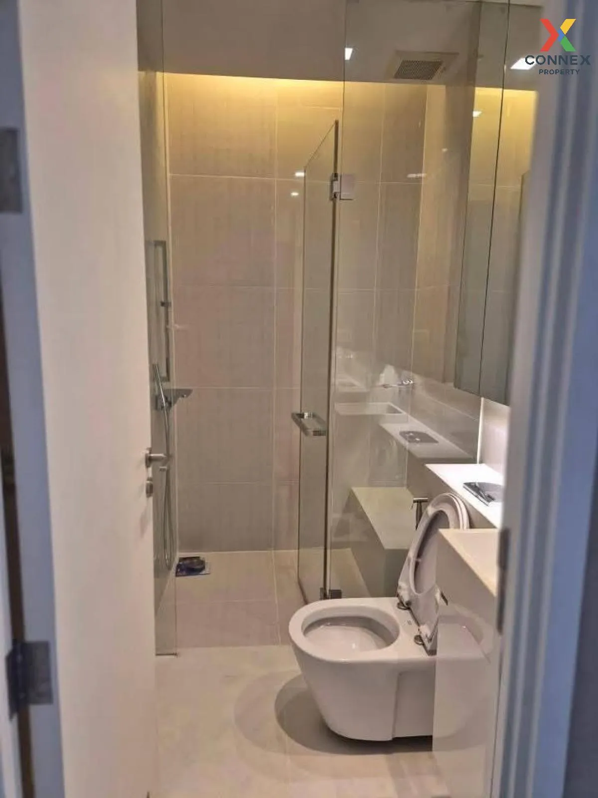 เช่าคอนโด  เดอะ เซนต์ เรซิเดนซ์ MRT-พหลโยธิน จอมพล  เขต จตุจักร ก