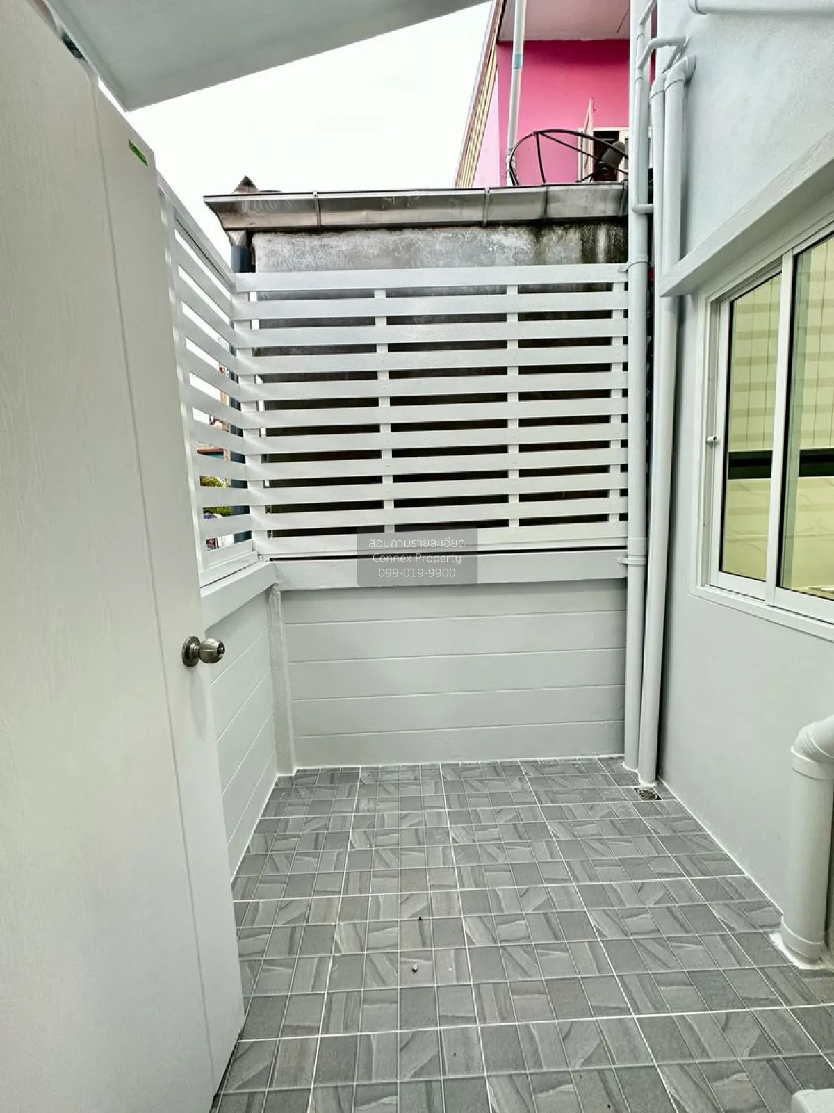 For Sale Townhouse/Townhome  , Baan Karnmanee , newly renovated ,