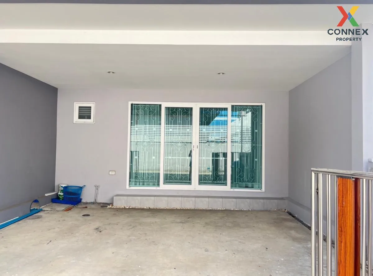 ขายทาวน์โฮม มือสองสภาพมือ1 โครงการ เดอะ กลอเรียส ลาดกระบัง (ลาดกร