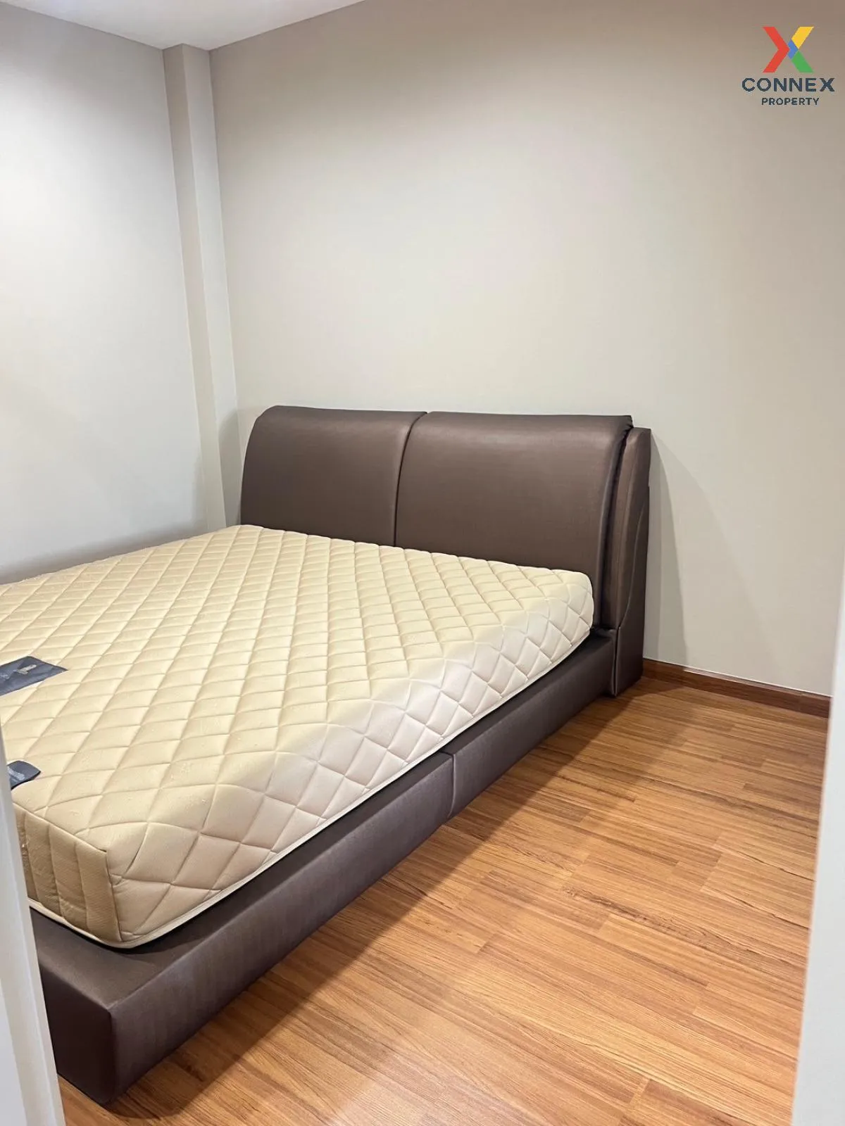 ขายทาวน์โฮม มือสองสภาพมือ1 โครงการ เดอะ กลอเรียส ลาดกระบัง (ลาดกร