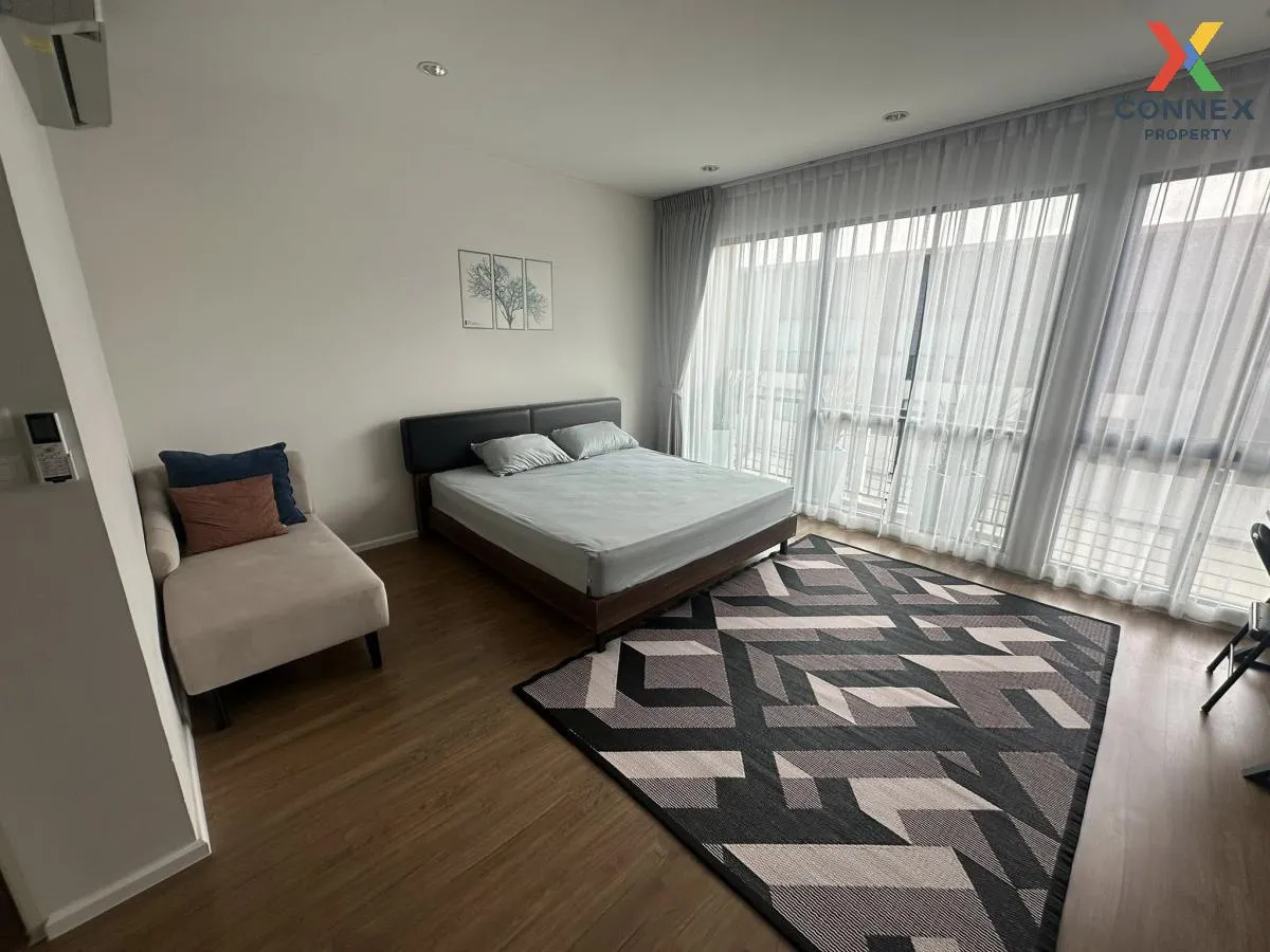 เช่าทาวน์เฮ้าส์/ทาวน์โฮม  บ้านกลางเมือง บางนา - วงแหวน ดอกไม้ เขต