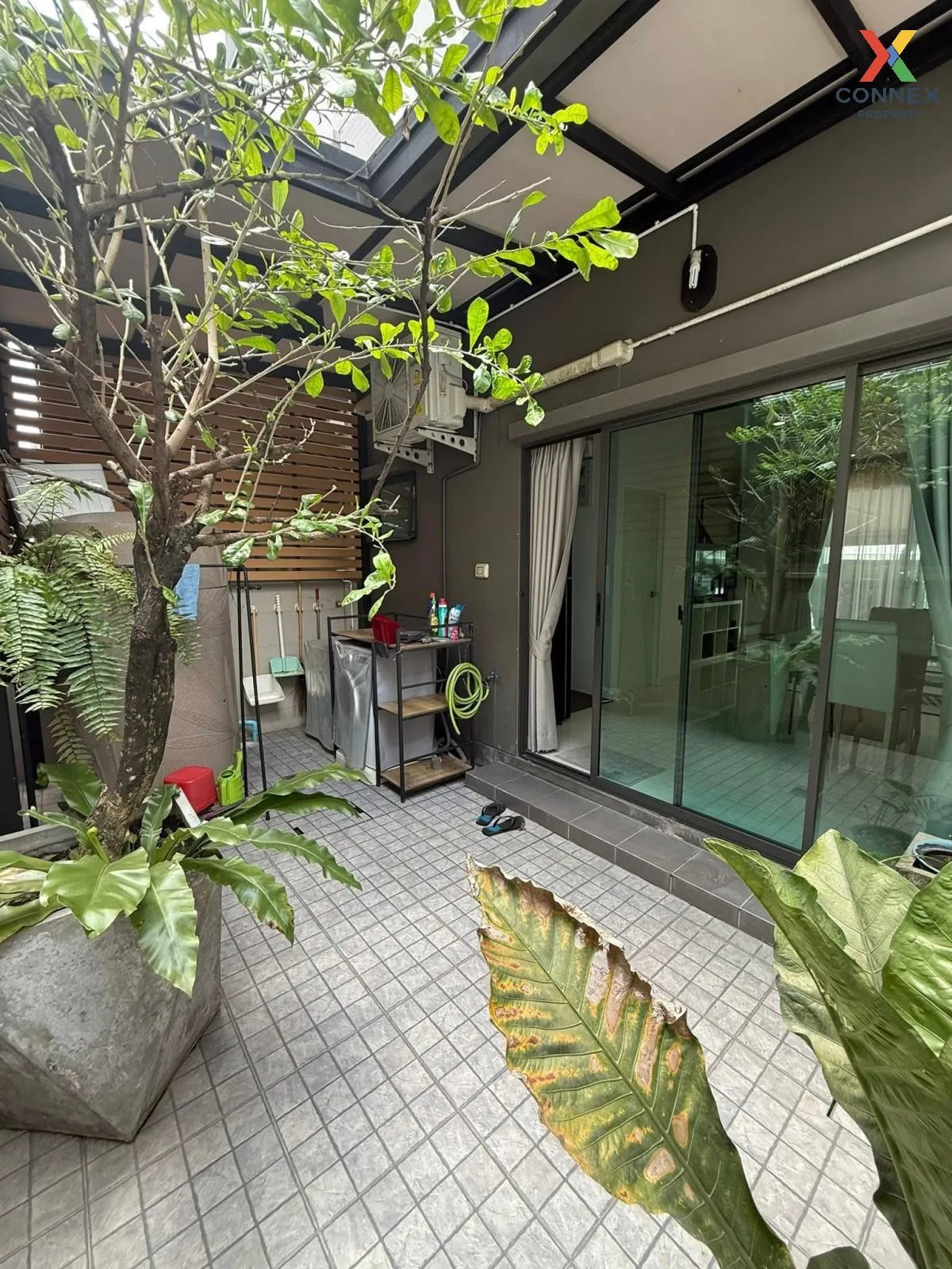 เช่าทาวน์เฮ้าส์/ทาวน์โฮม  บ้านกลางเมือง บางนา - วงแหวน ดอกไม้ เขต