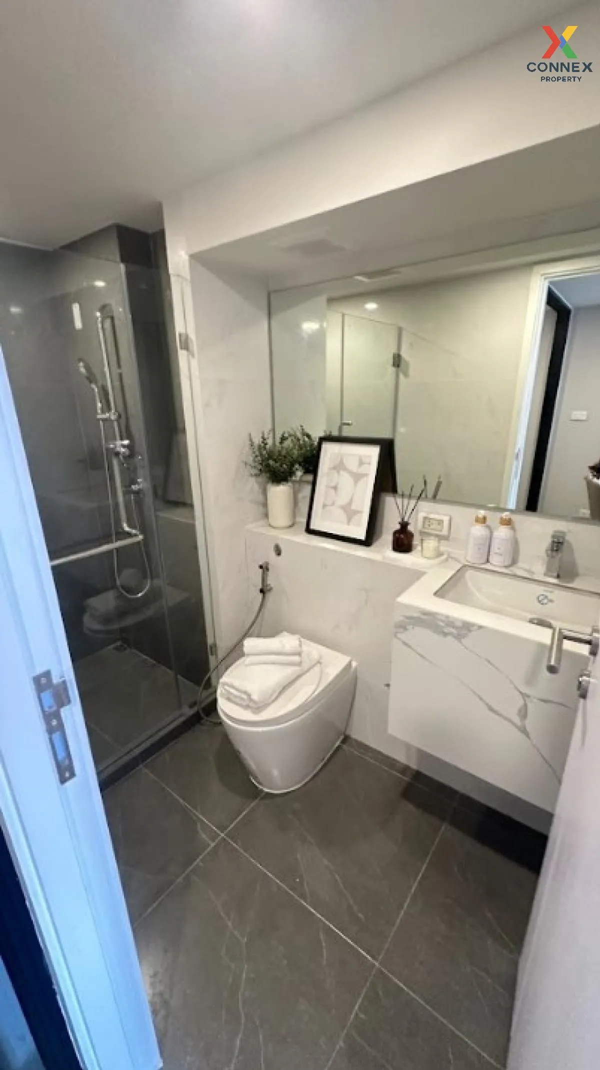 ขายคอนโด  ออริจิ้น ปลั๊ก แอนด์ เพลย์ รามคำแหง ทริปเปิ้ล สเตชั่น ห