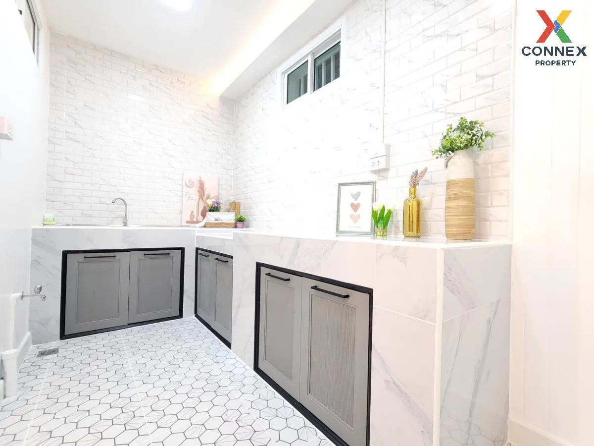 ขายทาวน์เฮ้าส์/ทาวน์โฮม  บ้านฟ้ารังสิต คลอง 4 บึงยี่โถ ธัญบุรี ปท ขายทาวน์เฮ้าส์/ทาวน์โฮม  บ้านฟ้ารังสิต คลอง 4 บึงยี่โถ ธัญบุรี ปท