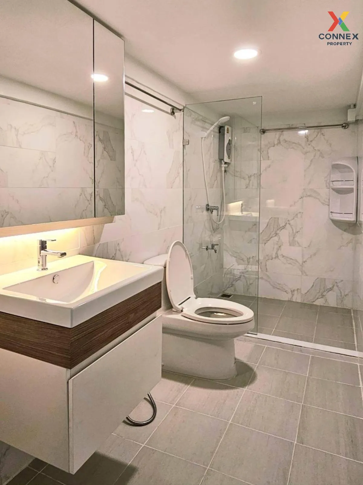 For Rent Townhome , Sukhumvit 54 , newly renovated , Phra Khanong