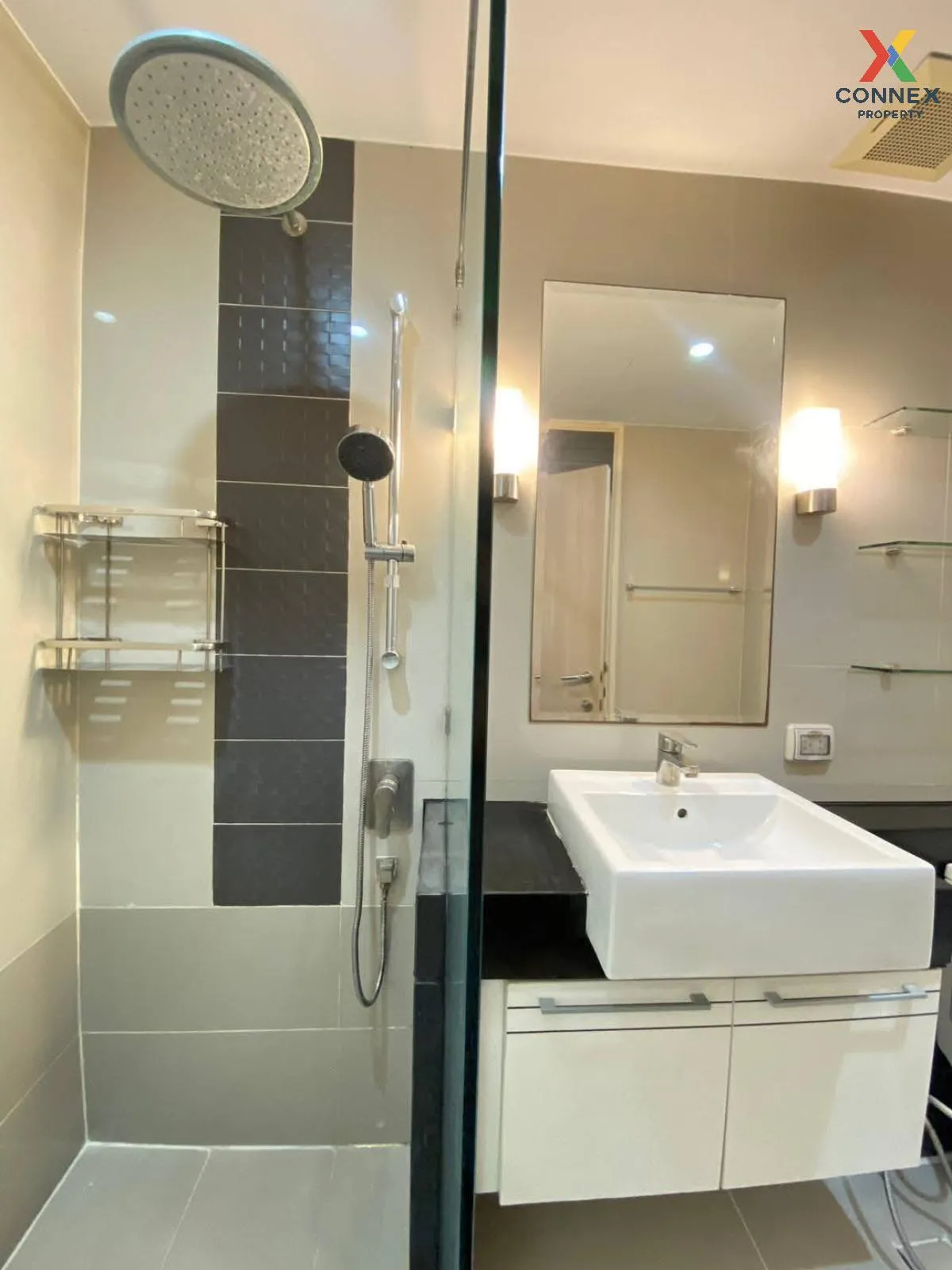 เช่าคอนโด  ศุภาลัย พรีเมียร์ แอท อโศก MRT-เพชรบุรี บางกะปิ เขต ห้