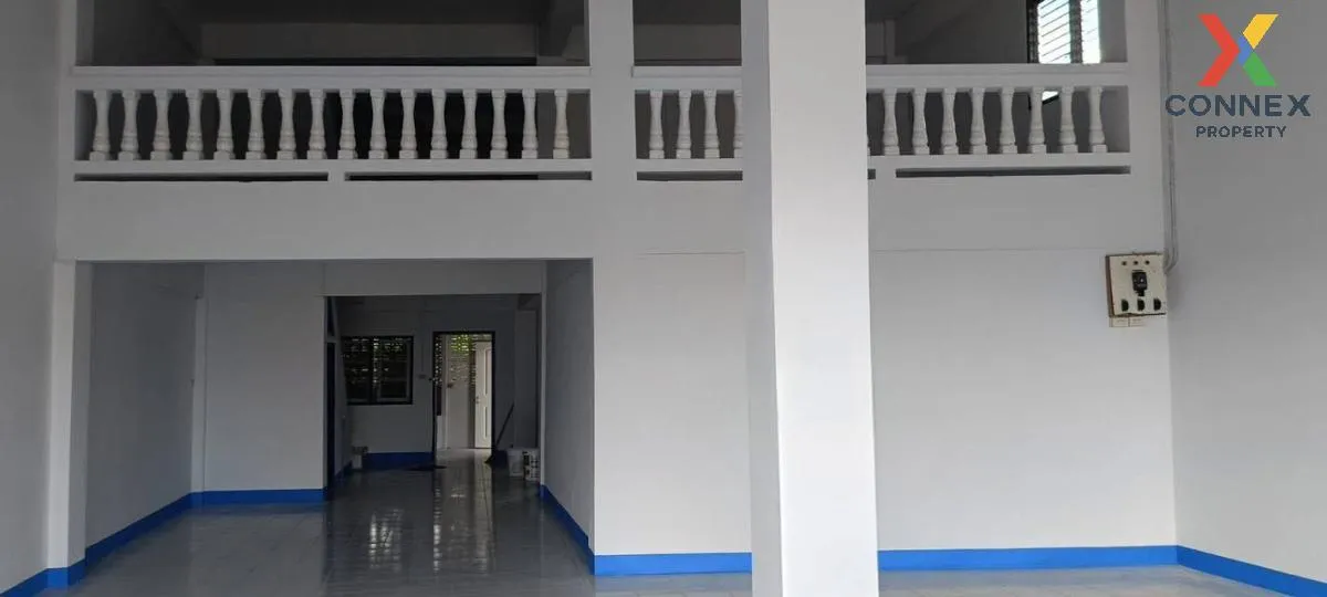 เช่าอาคารพาณิชย์ 2 คูหา 3 ชั้น  34 ตรว. ธาตุนาเวง เมืองสกลนคร สกล 3