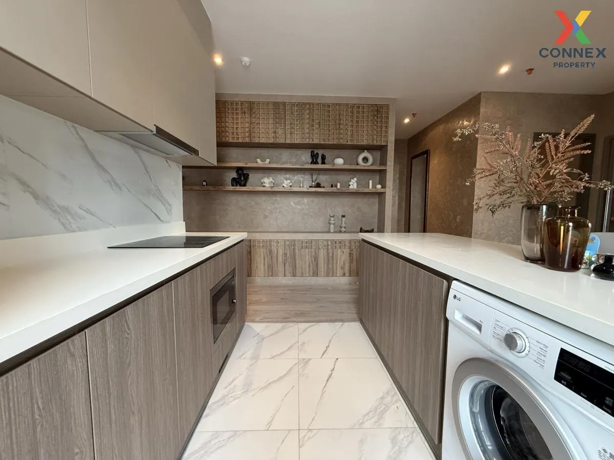 For Rent Condo , Rhythm Ekkamai Estate , high floor , newly renov