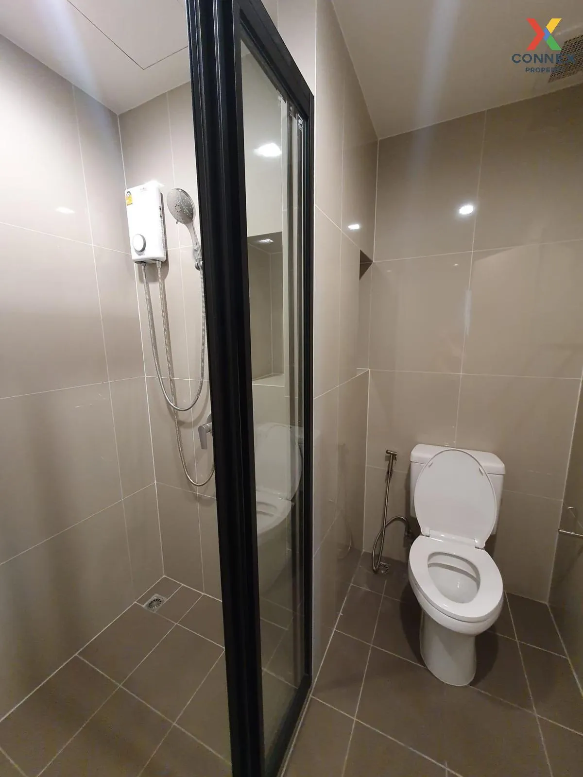 เช่าคอนโด  เดอะ เบส เพชรบุรี - ทองหล่อ MRT-เพชรบุรี บางกะปิ เขต ห