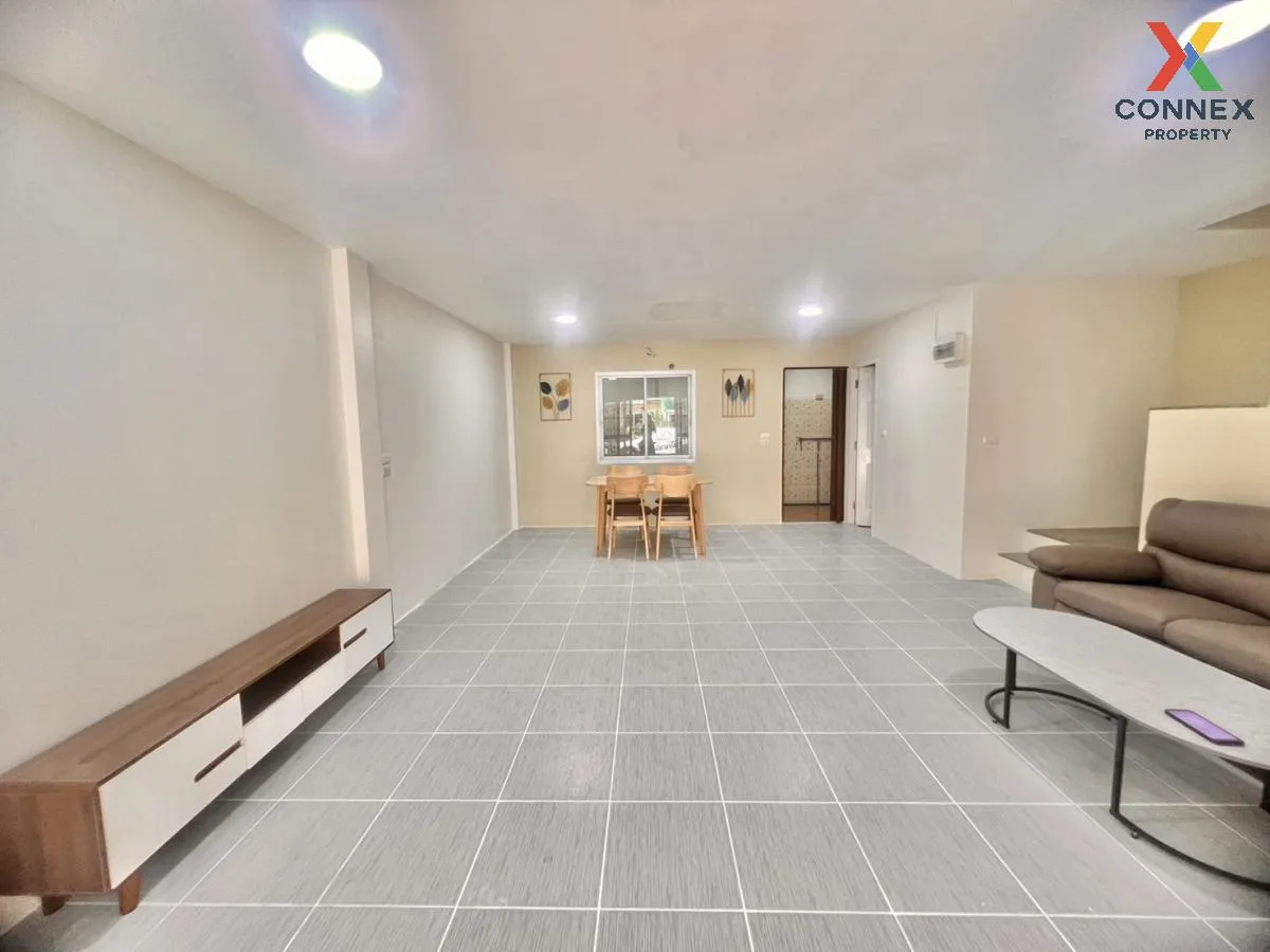 For Sale Townhouse/Townhome  , KALLAPAPREUK GRAND GARDEN , wide f 3