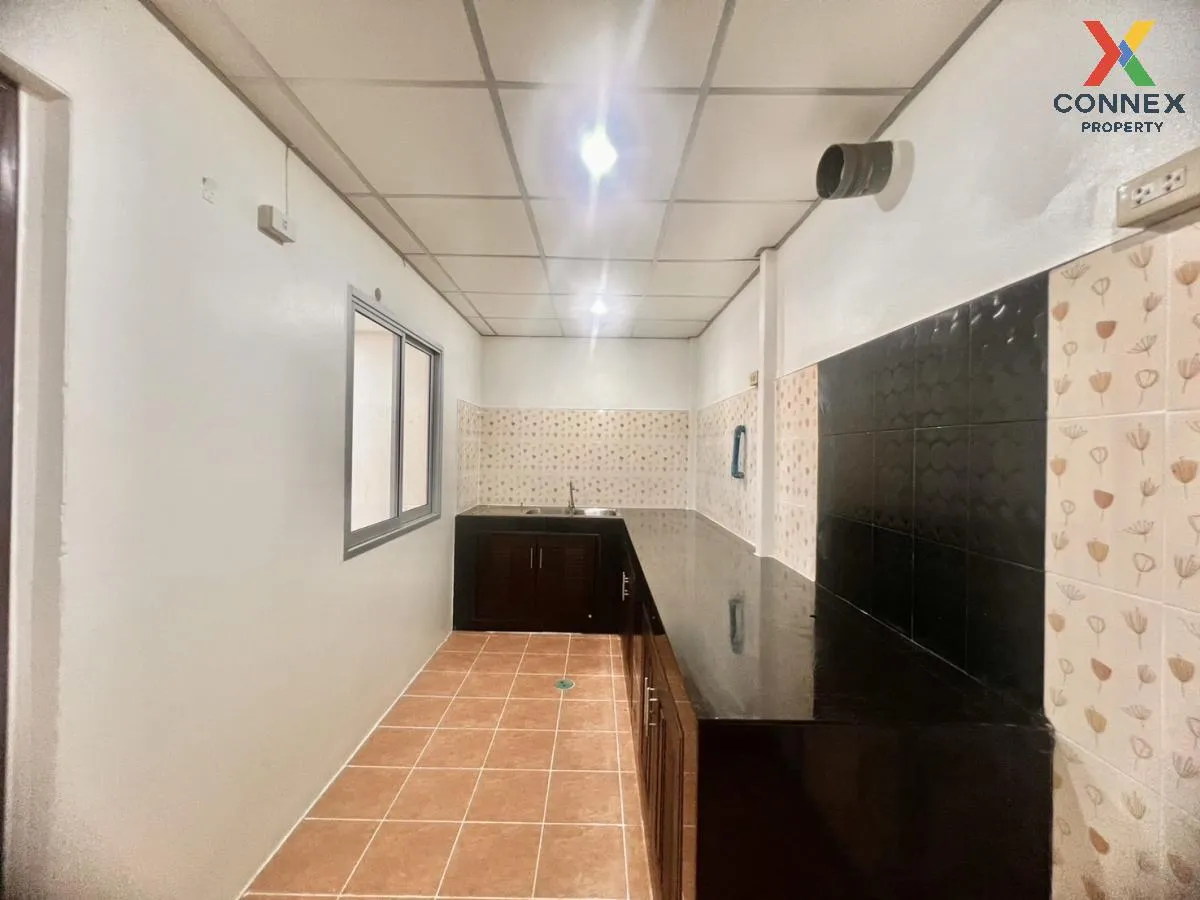 For Sale Townhouse/Townhome  , KALLAPAPREUK GRAND GARDEN , wide f