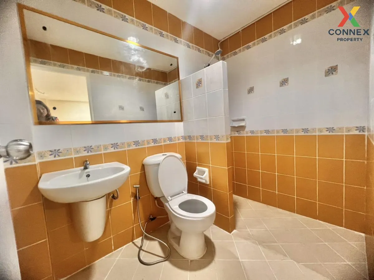 For Sale Townhouse/Townhome  , KALLAPAPREUK GRAND GARDEN , wide f