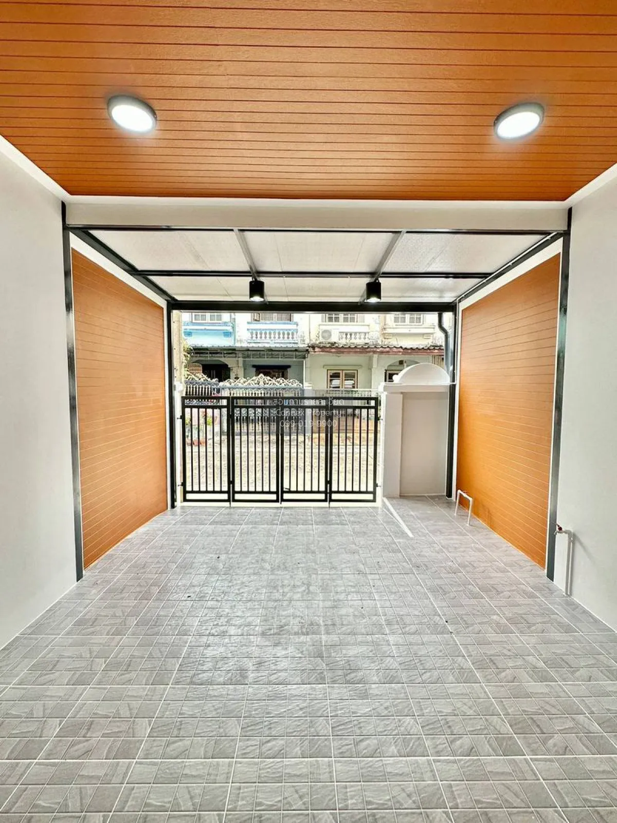 For Sale Townhouse/Townhome  , Baan Lapawan 1 , newly renovated , 3