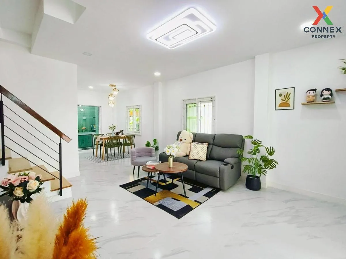 For Sale Townhouse/Townhome  , RK PARK Ramintra-Safari , corner u 4