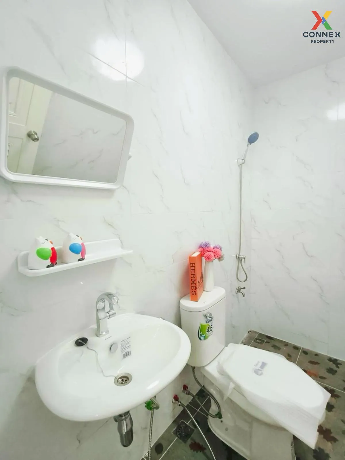 For Sale Townhouse/Townhome  , RK PARK Ramintra-Safari , corner u