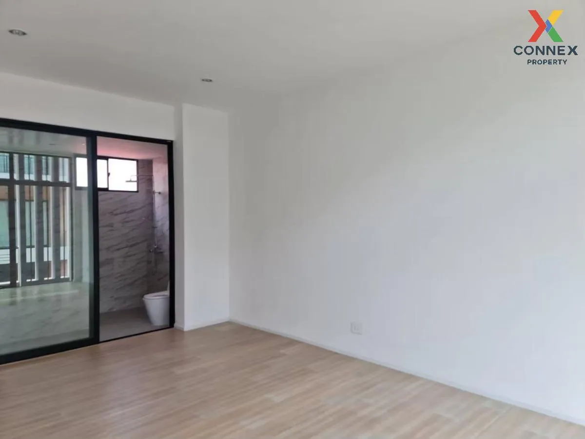 ขายทาวน์เฮ้าส์/ทาวน์โฮม  เนอวานา ดีฟายน์ พระราม 9 สวนหลวง เขต สวน 4