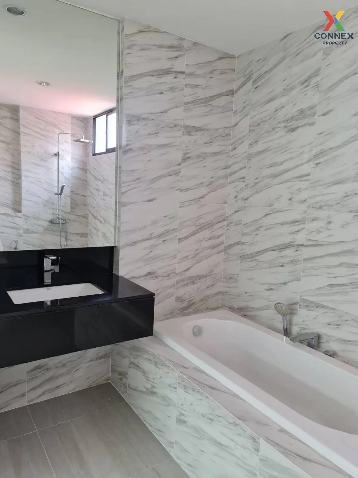 ขายทาวน์เฮ้าส์/ทาวน์โฮม  เนอวานา ดีฟายน์ พระราม 9 สวนหลวง เขต สวน